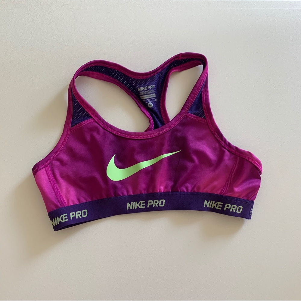 PURPLE NIKE SPORTS BRA: M
